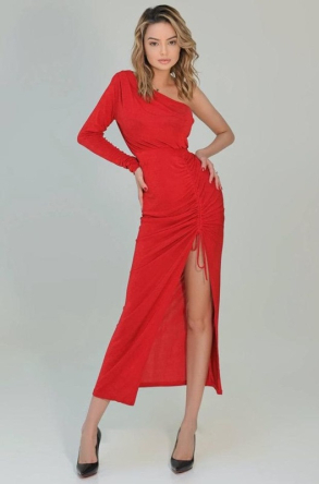 Escort Erotea from Tottenham Court Road