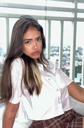 Escort  Cree from Central London