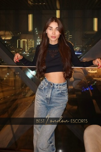 Anya's photo 14