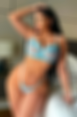 Escort  Meerah from Dubai