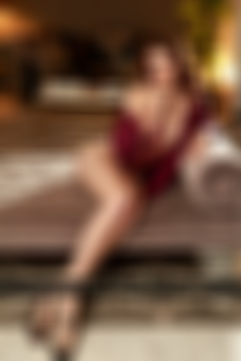 Elizabeth's photo 11